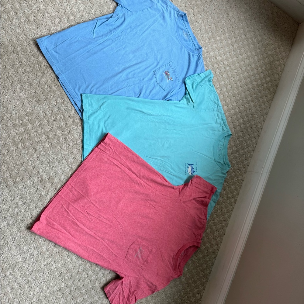 Lot of boys Sz 14-16 and Men’s XS Vineyard Vines and Southern Tide Tshirts